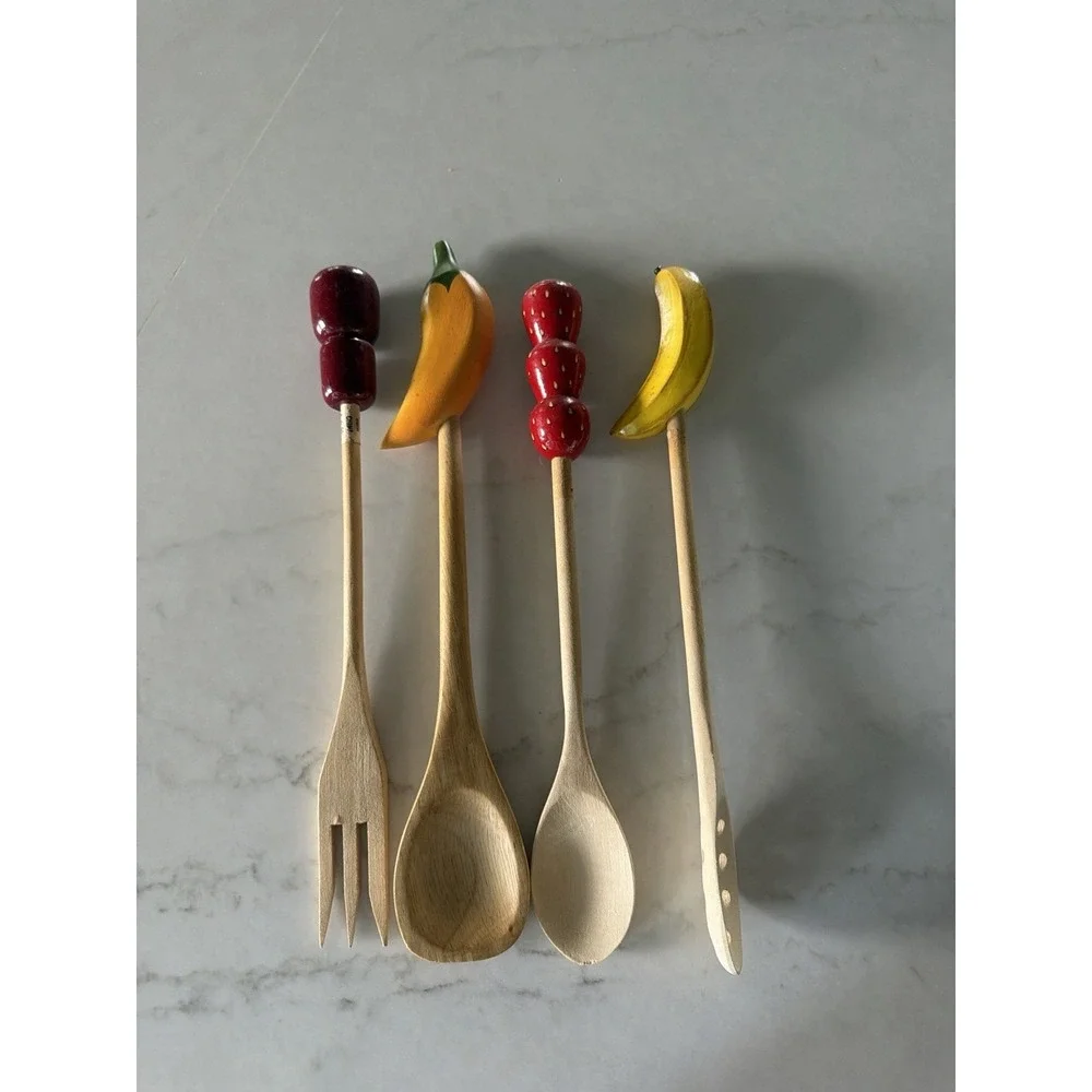 Pier 1 Wooden Kitchen Utensils Fruit Veg Handles Set 4 Apple Banana Strawberry‎